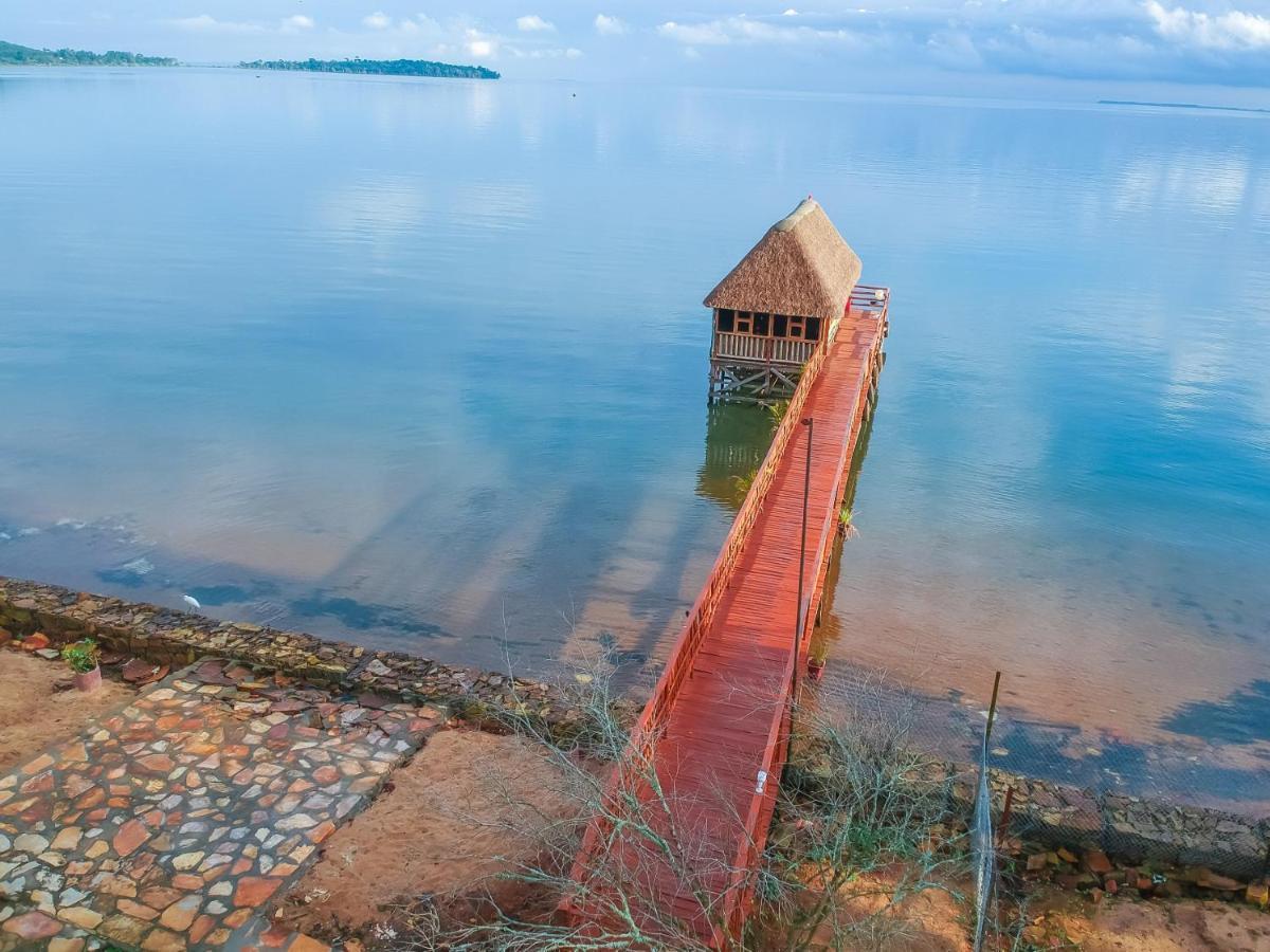 Mirembe Resort Beach Hotel Ssese Kalangala Exteriör bild