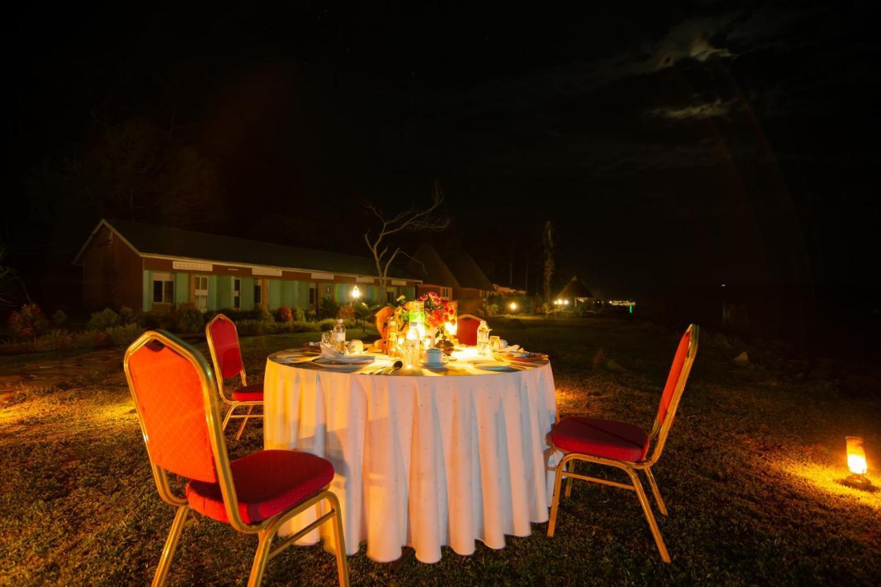 Mirembe Resort Beach Hotel Ssese Kalangala Exteriör bild