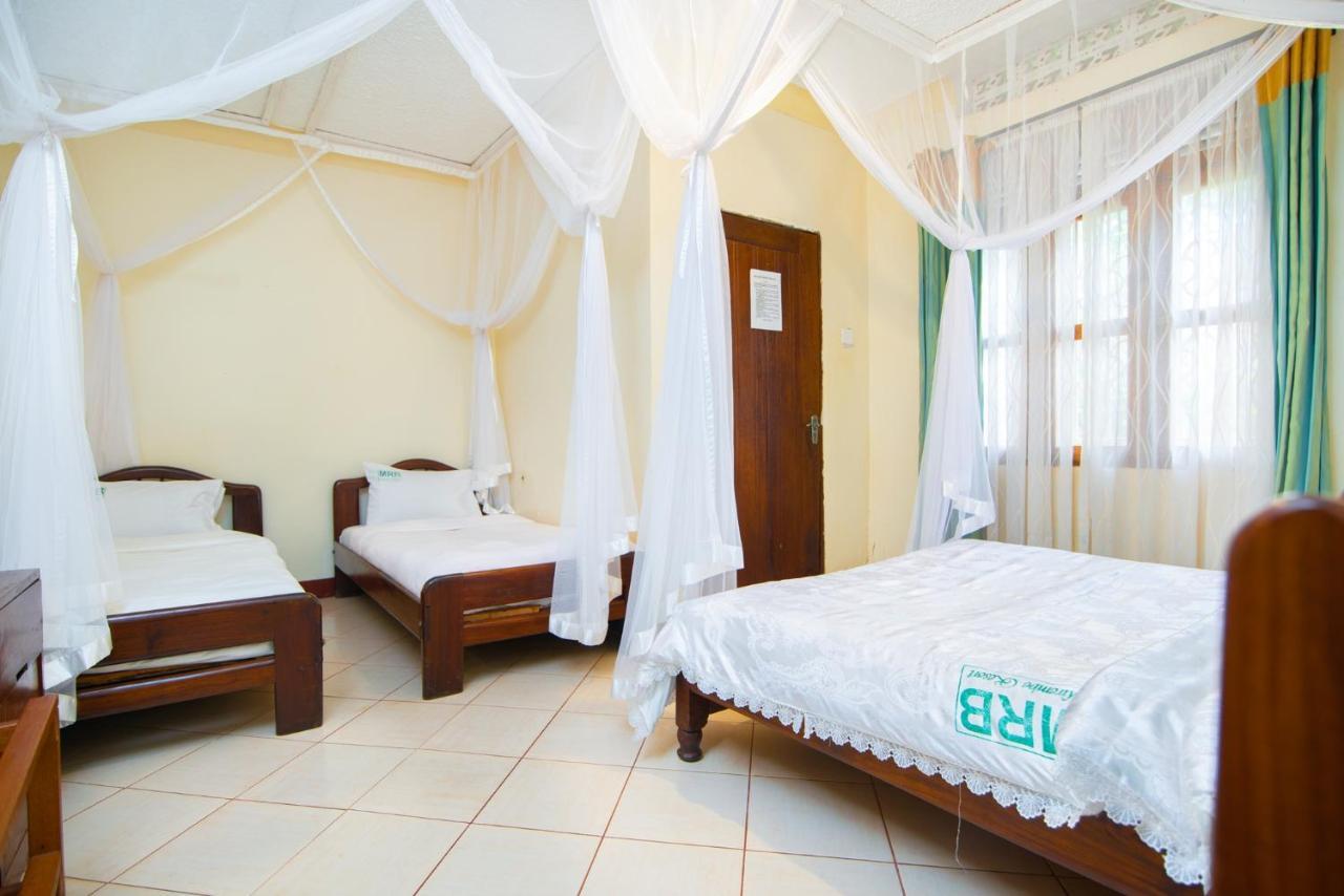 Mirembe Resort Beach Hotel Ssese Kalangala Exteriör bild